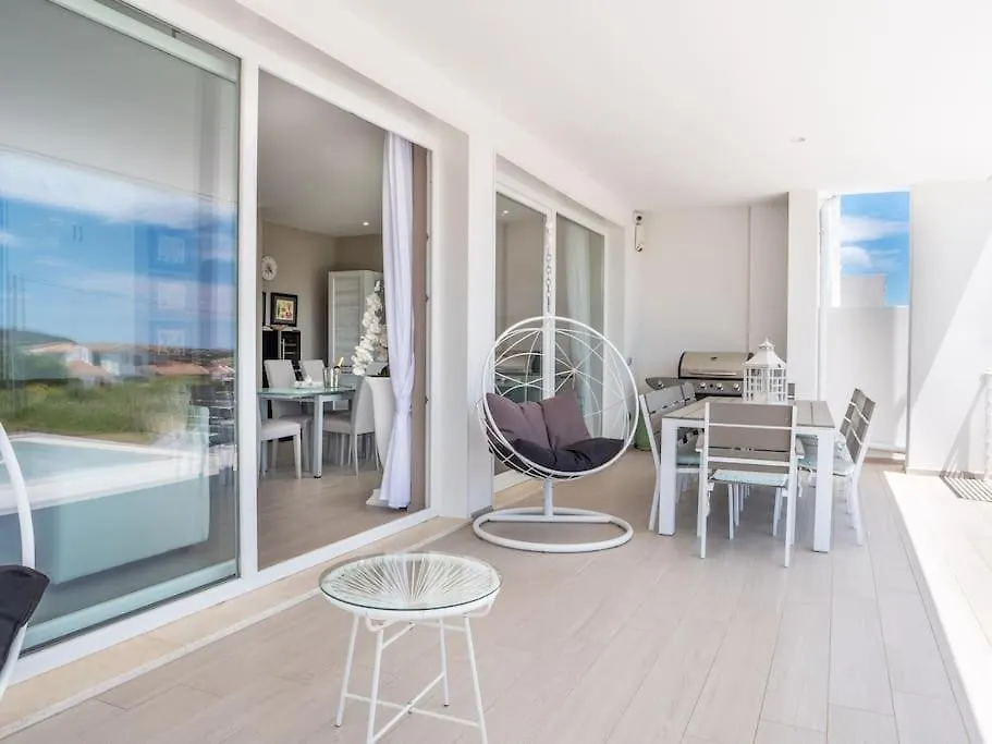 Villa Con Piscina Privata Budoniaffitti  Будони